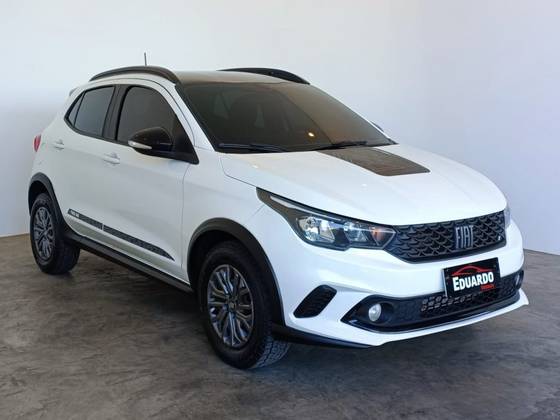 FIAT ARGO 1.3 FIREFLY FLEX TREKKING MANUAL FIAT ARGO 1.3 FIREFLY FLEX TREKKING MANUAL